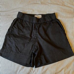Everlane Easy Shorts size 2
